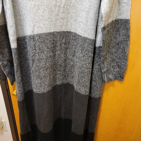Sweater by Womanwithin Size L (18-20) - Picture 4 of 6